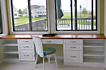 <p>Custom built-in cabinets, cubbies, dividers, and storage drawers are our specialty areas, and we work with you to ensure that home and office storage is created to fit your demanding needs or work. Decorative doors, LED lighting, and a wide array of countertop options add flair and personality to your surroundings.</p>
<p><strong>Whether it's a small niche or a large home office, we will create a modern cabinet storage system that helps keep your home organized and free from clutter.</strong></p>